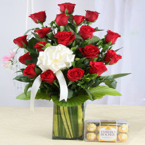 Vase Arrangement of Red Roses along with Ferrero Rocher Chocolate