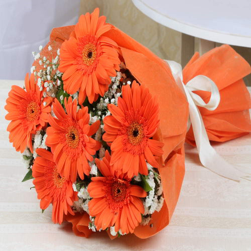 Sensational Orange Gerberas Bouquet for Hand Delivery
