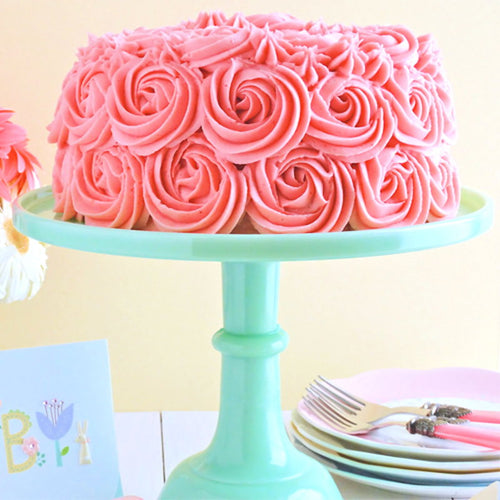 Pink Rose Round Strawberry Cake