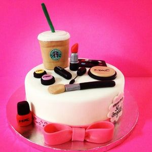 Amazing Makeup Kit Shape Cake