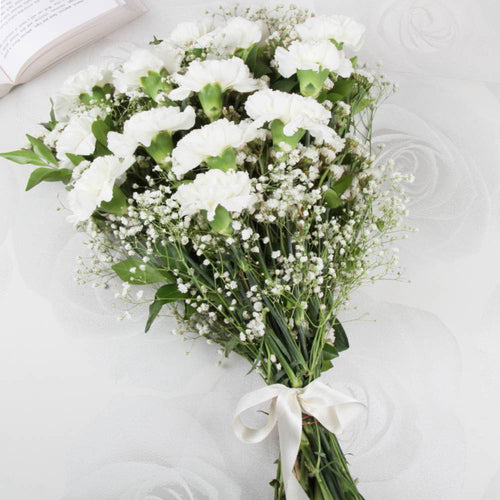 Enticing Bunch of White Color Carnations