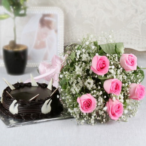 Six Pink Roses with Half Kg Chocolate Cake