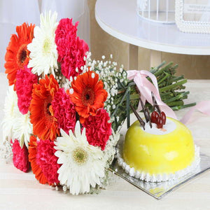 Pineapple Cake with Exclusive Flower Bouquet