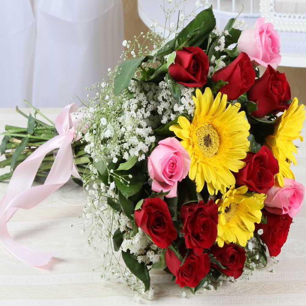 Gorgeous Mixed Seasonal Flowers Bouquet