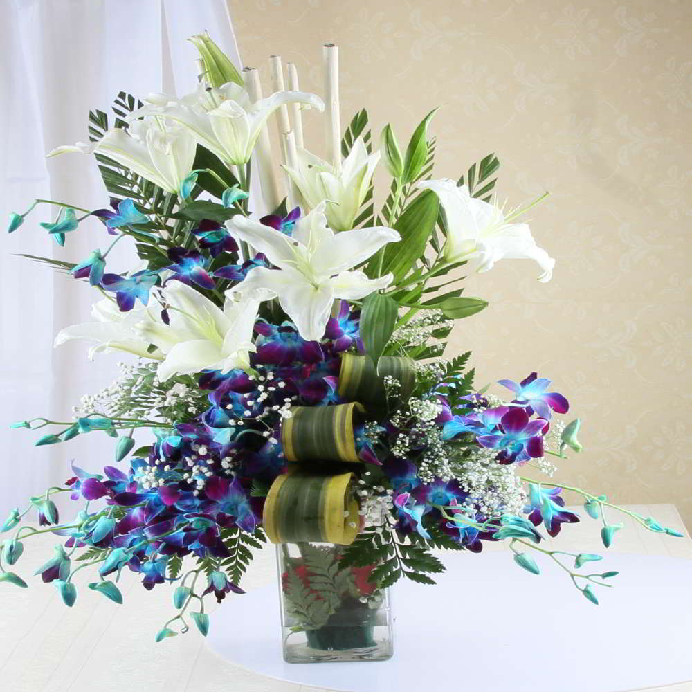 Exclusive Flowers Arrangement