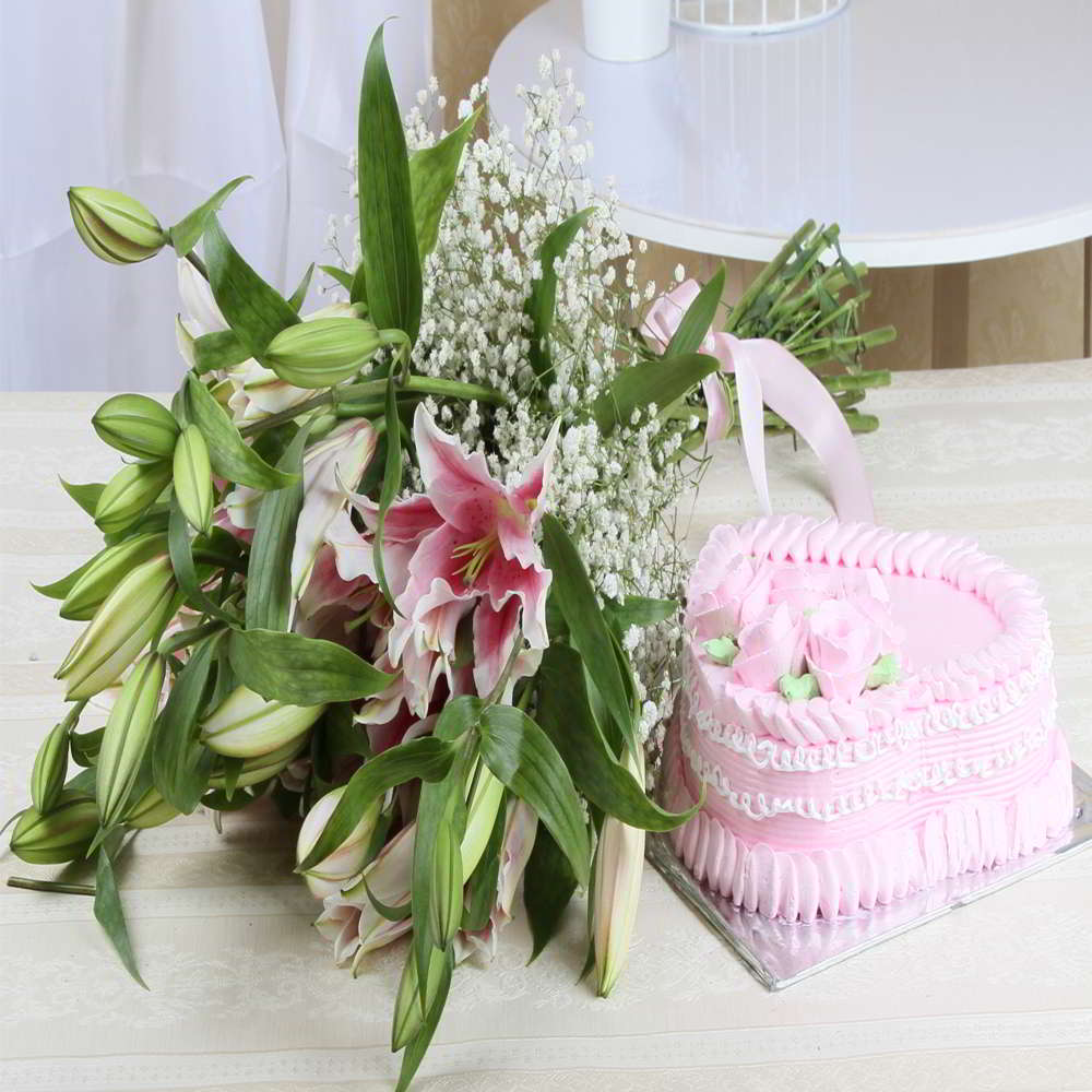 Strawberry Cake with Pink Lilies Bouquet