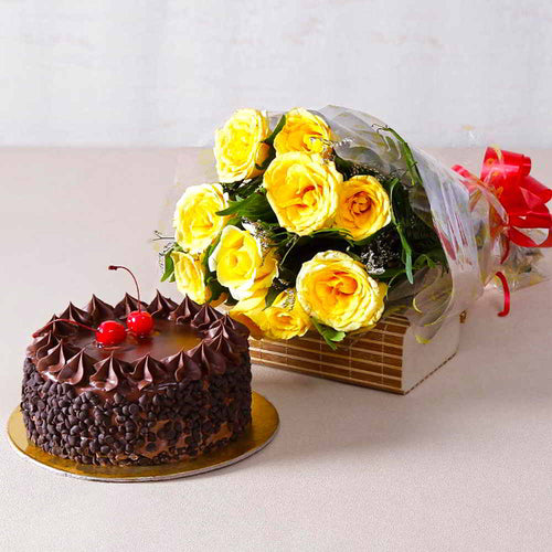 Ten Yellow Roses with Choco Chips Chocolate Cake