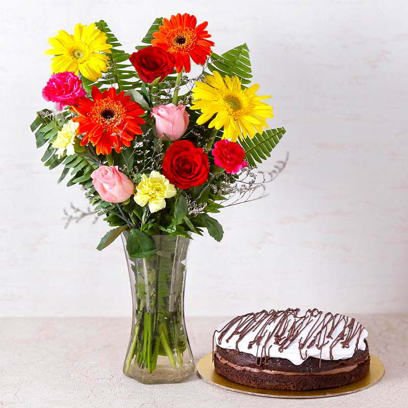 Chocolate Cake with Fifteen Assorted Flowers Vase