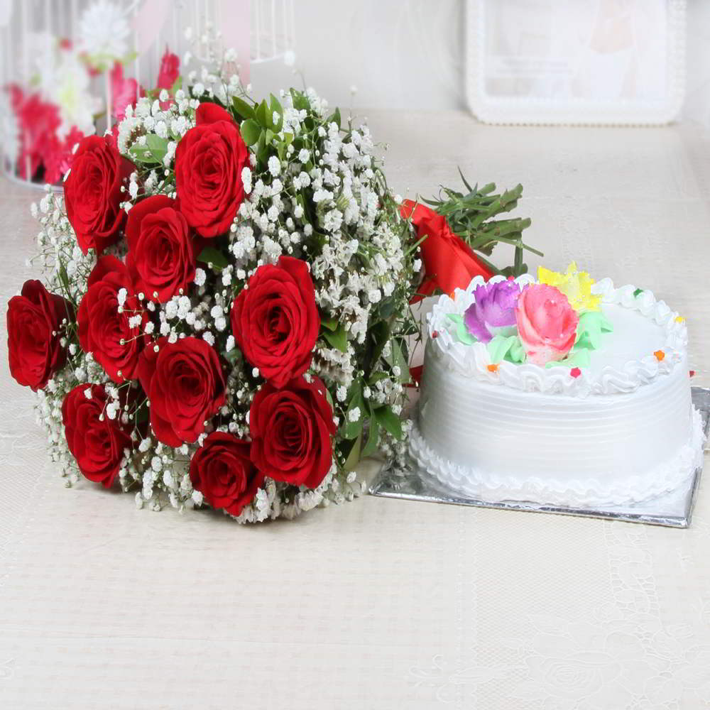 Ten Red Roses with Vanilla Cake