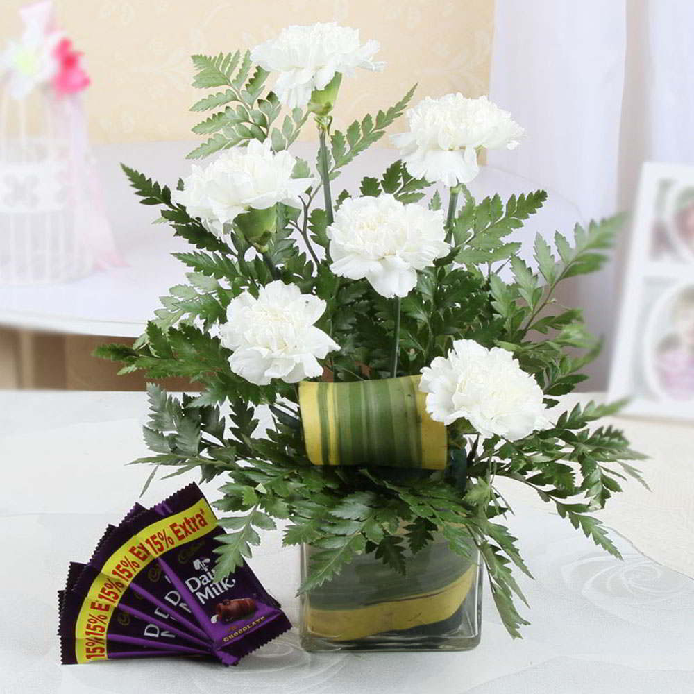 Vase Arrangement with Chocolate Combo