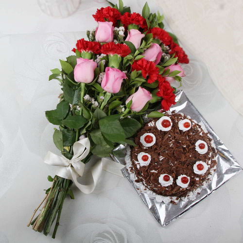 Luscious Cake and Mix Flowers Combo