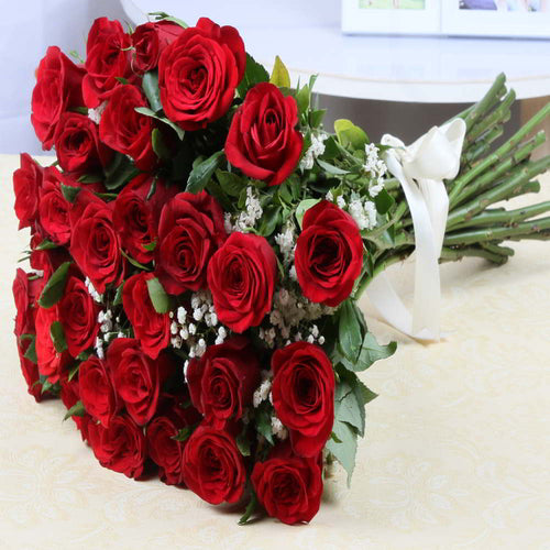 Thirty Roses Cellophane Wrapping Bunch for Express Delivery